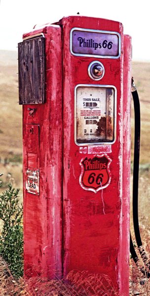 Hay WA, Hay Wash., Town of Hay WA, Town of Hay Wash., Palouse gas station, Palouse gas pump, Palouse wheat field, Palouse wheat farm, Mamiya 645, Kodak Ektar 100, Jeff King Photography