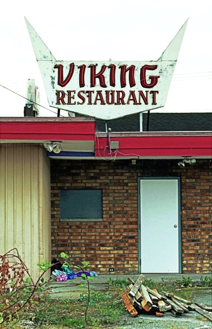 Stanwood WA, Stanwood Wash., Viking Restaurant in Stanwood, Kodak Ektar 100, Mamiya 645 Pro, Jeff King Photography