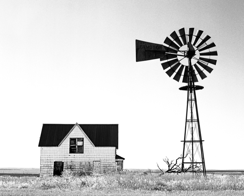 Palouse wheat field, Palouse wheat farm, Palouse windmill, Kodak T-Max 400, Jeff King Photogrpahy, Mamiya 645 Pro