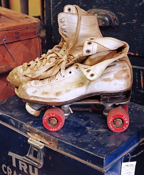 Snohomish WA, Snohomish Wash., Snohomish antique district, roller skates, Kodak Ektar 100, Jeff King Photography
