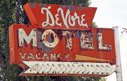 Devore Motel, DeVore Motel, DeVore Motel in Lind, Lind WA, Lind Wash., Palouse motel, Kodak Portra 400, Jeff King Photography, Mamiya 645 Pro