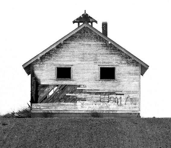 Pioneer schoolhouse near Coulee City, Coulee City WA, Coulee City Wash., Waterville Plateau, Nikon F5, Fuji Neopan Acros 100, Jeff King Photography