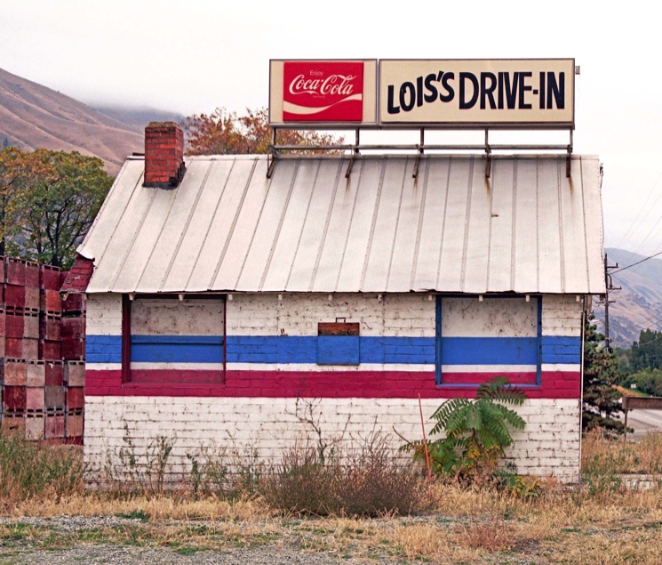 Lois's Drive-In, Lois's Drive-In in Orondo, Orondo WA, Orondo Wash., Kodak Ektar 100, Jeff King Photography, Mamiya 645 Pro