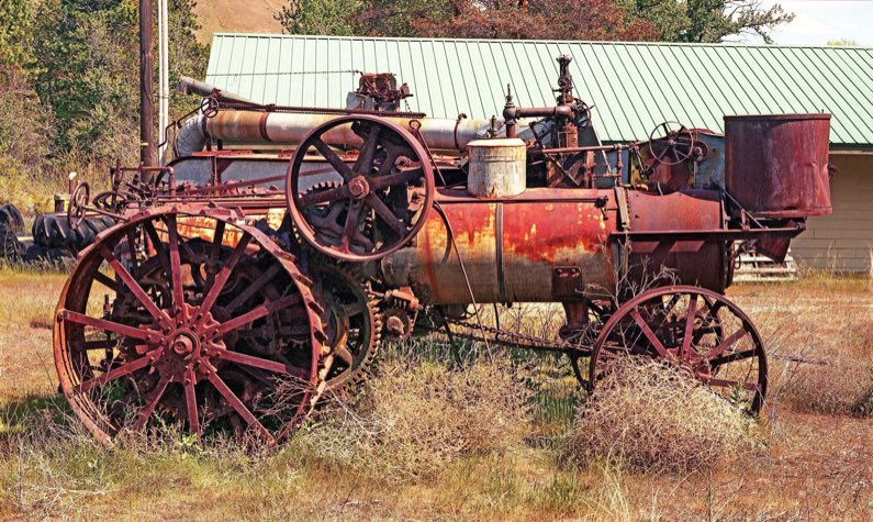 Steam tractor, old steam tractor in north-central Washington, Entiat WA, Entiat Wash., Kodak Portra 400, Mamiya 645, Jeff King Photography