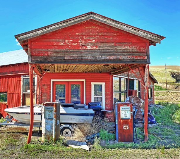 Abandoned gas station in Hay WA, abandoned gas pumps in Hay Wash., Jeff King Photography