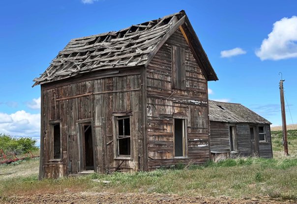 Pioneer cabin on Waterville Plateau, abandoned cabin on Waterville Plateau, Waterville Plateau homestead, iPhone 16 Pro, iPhone camera, iPhone 16 Pro, Jeff King Photography