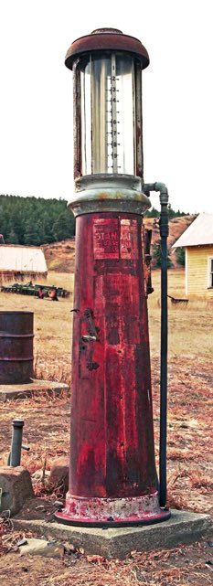 Waterville Plateau, gas pump on Waterville Plateau, Farm gas pump on Waterville Plateau, Kodak Portra 400, Mamiya 645, Jeff King Photography