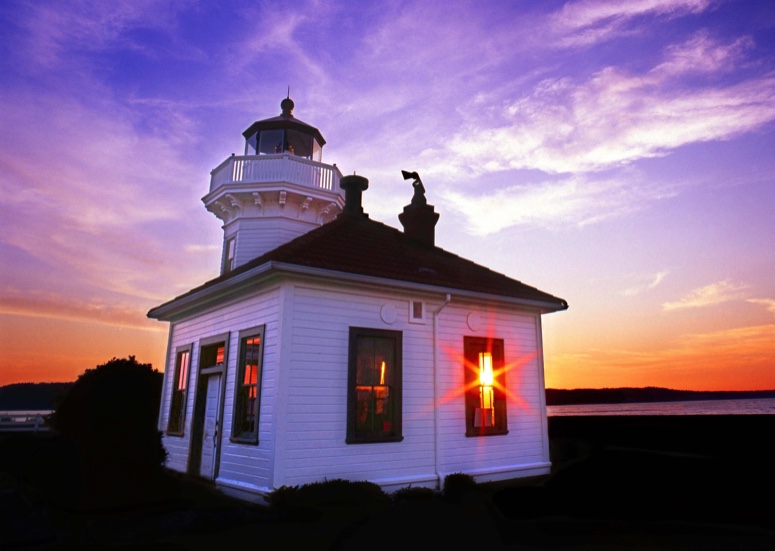 Mukilteo lighthouse, Puget Sound sunset, Mukilteo WA sunset, Mukilteo Wash. sunset, Jeff King Photography, Mamiya 645, Fuji Velvia 50